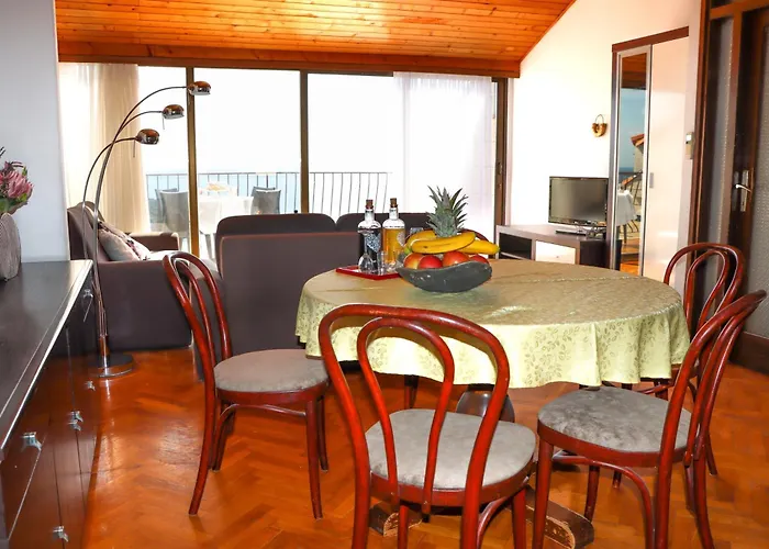 Botarius Apartment