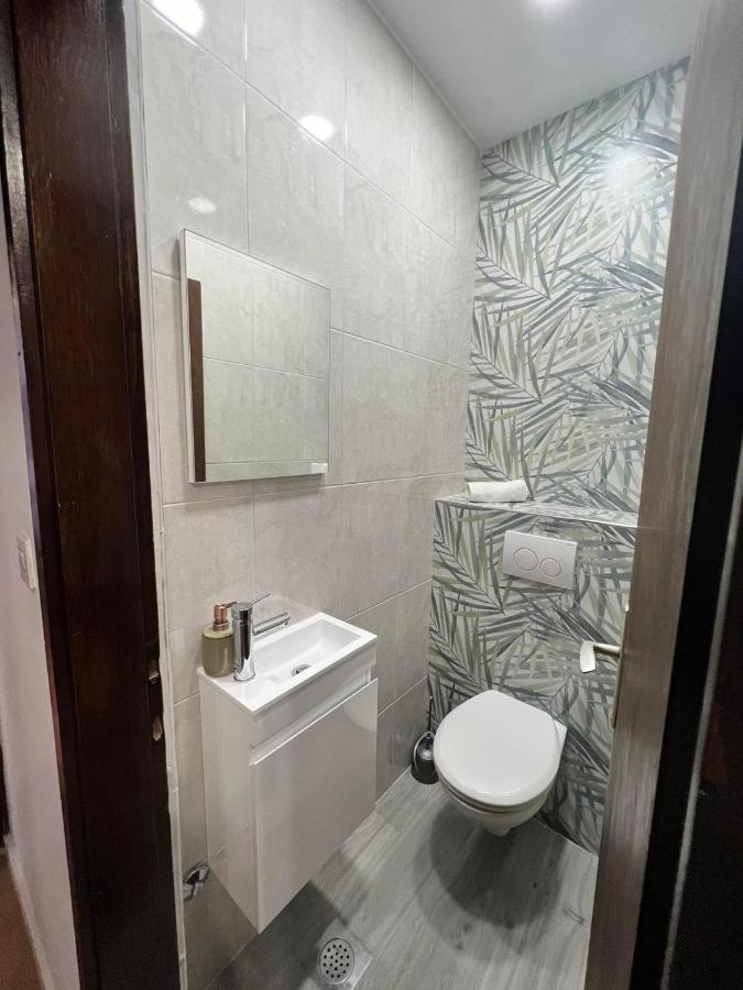 Botarius Apartment